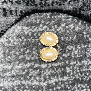 Christian Dior clip earrings